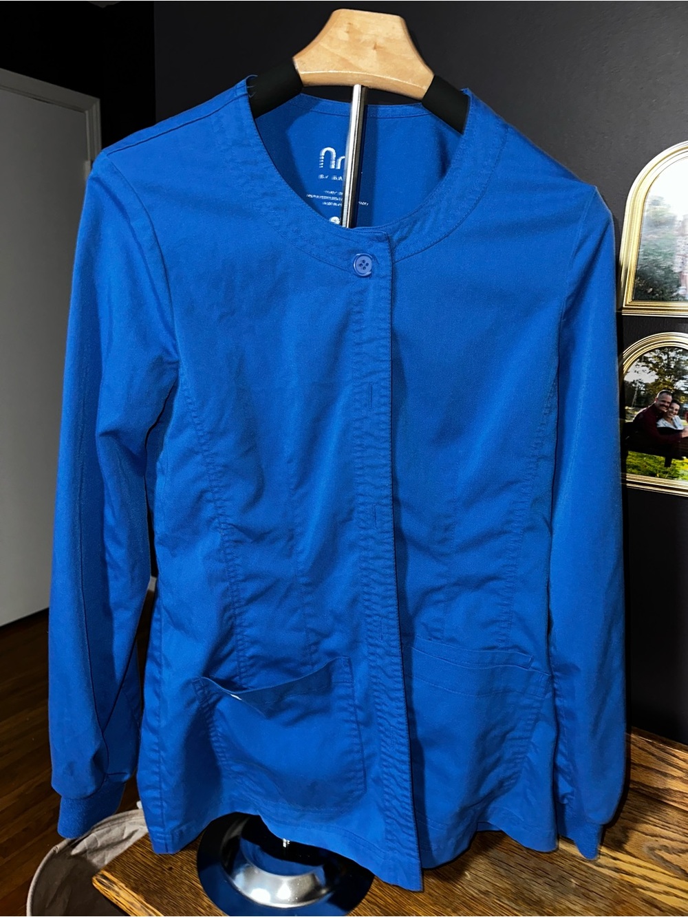 ROYAL BLUE SCRUB JACKET  by (BARCO)/Nrg